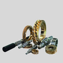 Kommerzielle und hochpräzise Schneckengetriebe von Renold Gears
