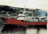 Dieses Wasserfahrzeug verwendet eine HTB-Kupplung für den Hauptantrieb. Sie ist zwischen Dieselmotor und Getriebe montiert.